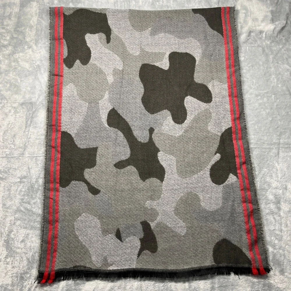 Studio‎ Scarf Grey Camo Red Stripe Fringed Knit Rectangular Wrap